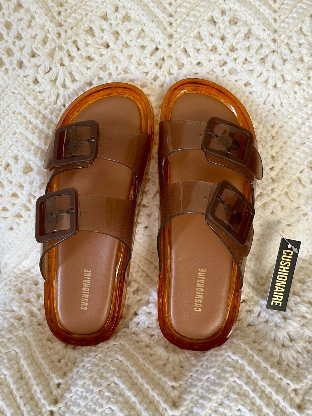 CUSHIONAIRE Pool Slides For Women Waterproof Double Buckle Adjustable Slip-On - Picture 3 of 8